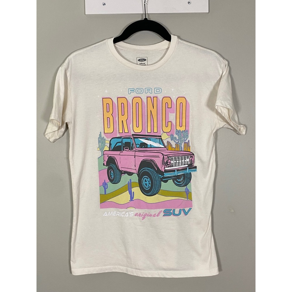 Ford Bronco Graphic T-Shirt Women Small Cream Excellent Retro SUV Desert Tee